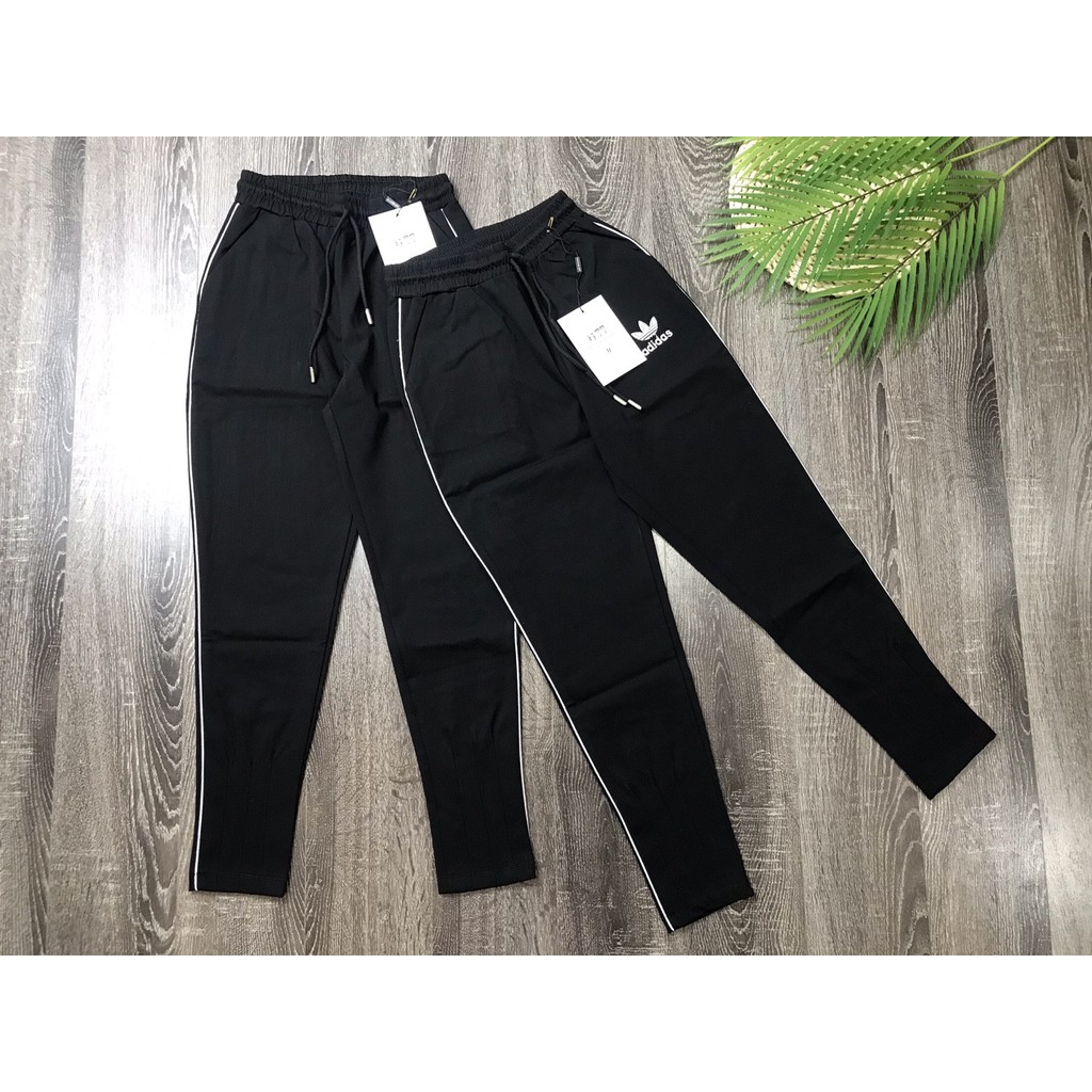 Quần Jogger nữ phong cách thể thao thêu 3 lá có dây rút điều chỉnh
