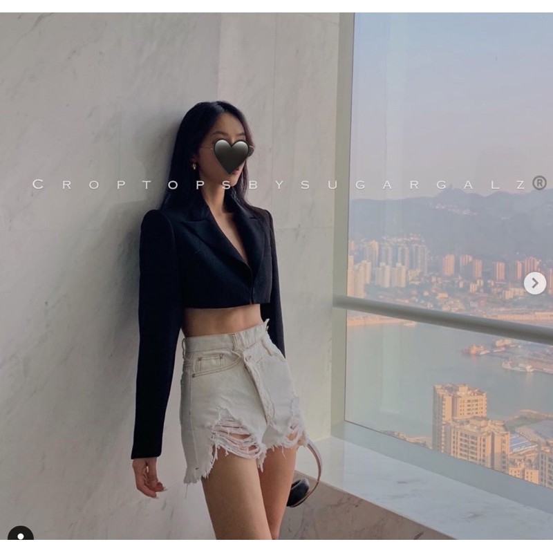 Áo croptop cổ Vest tay dài 1 khuy cúc - by SGGz