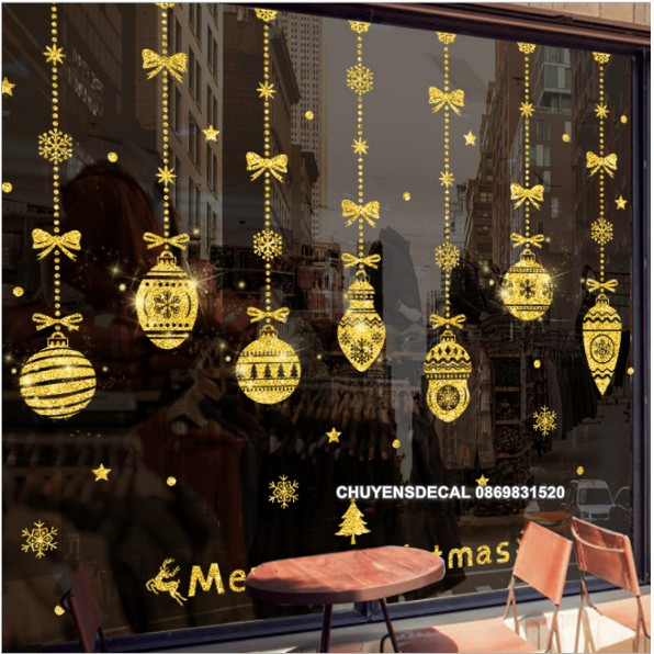 Decal trang trí tường Noel - Rèm Châu Nhũ Kim Tuyến