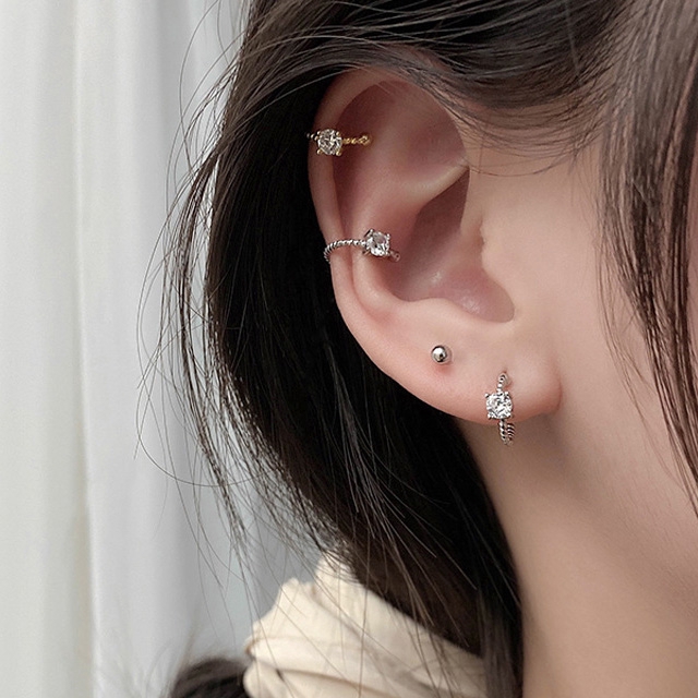 Khuyên tai dạng móc vành đính đá lấp lánh kiểu dáng dễ thương