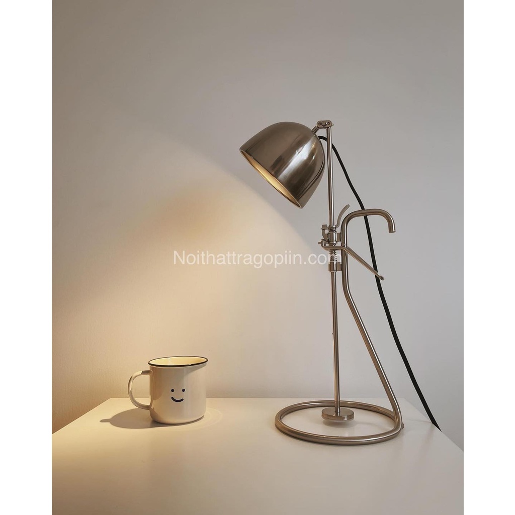 Đèn bàn IKEA 03