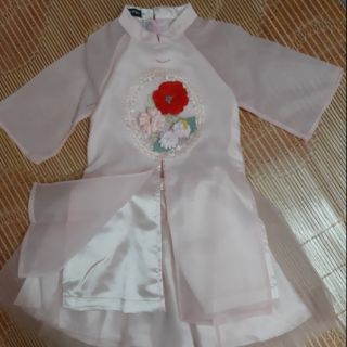 Áo dài cát tường