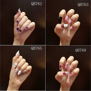 Nail dán móng xinh đón tết