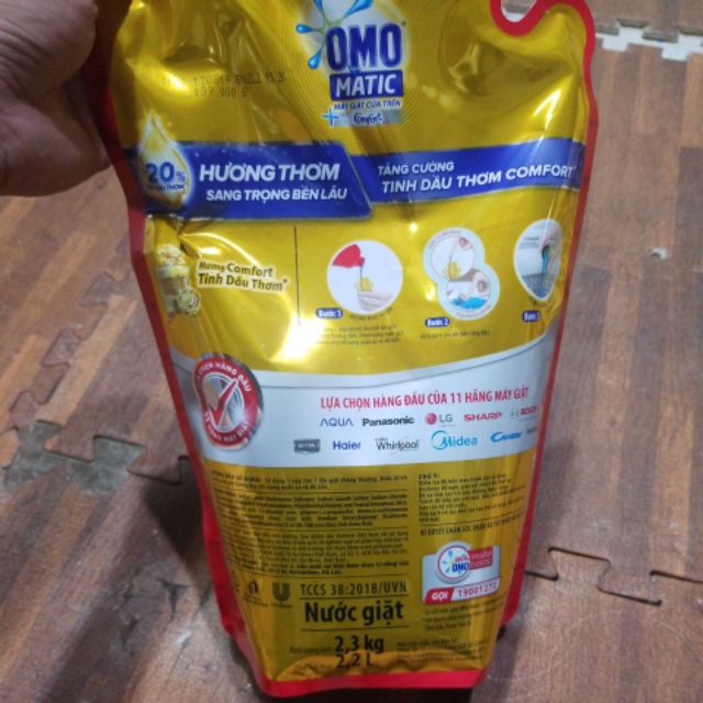 Nước Giặt Omo Comfort Tinh Dầu Thơm 2kg