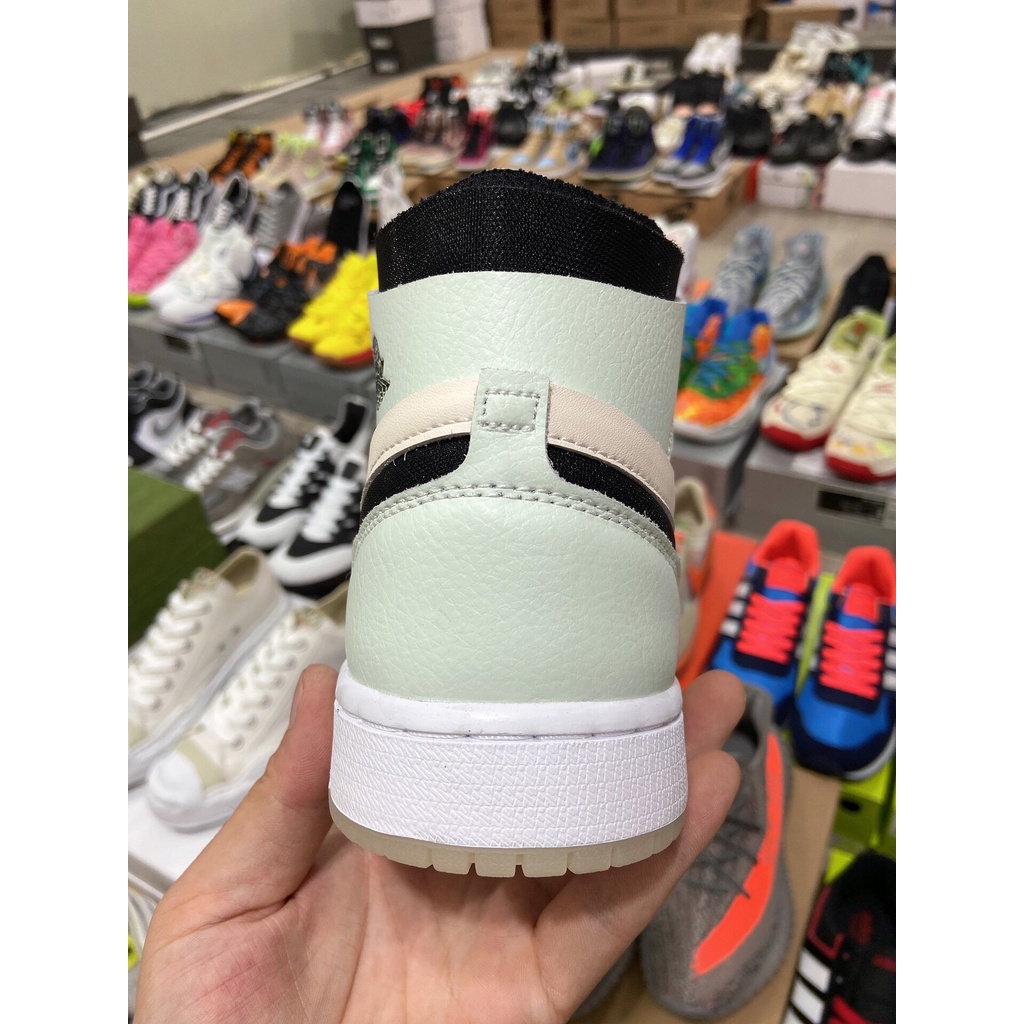Giày Air Jordan 1 Zoom "Easter Egg Colorway"