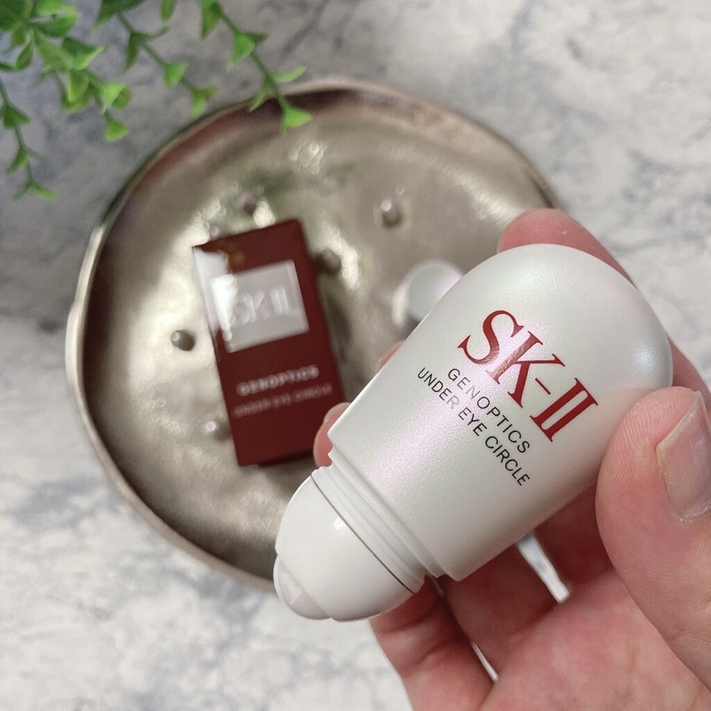 SERUM MẮT SKII DẠNG CON LĂN - GENOPTICS UNDER EYE CIRCLE