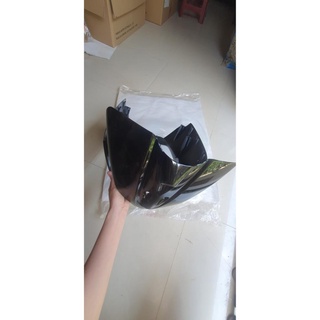 Mặt nạ Taurus Yamaha màu đen