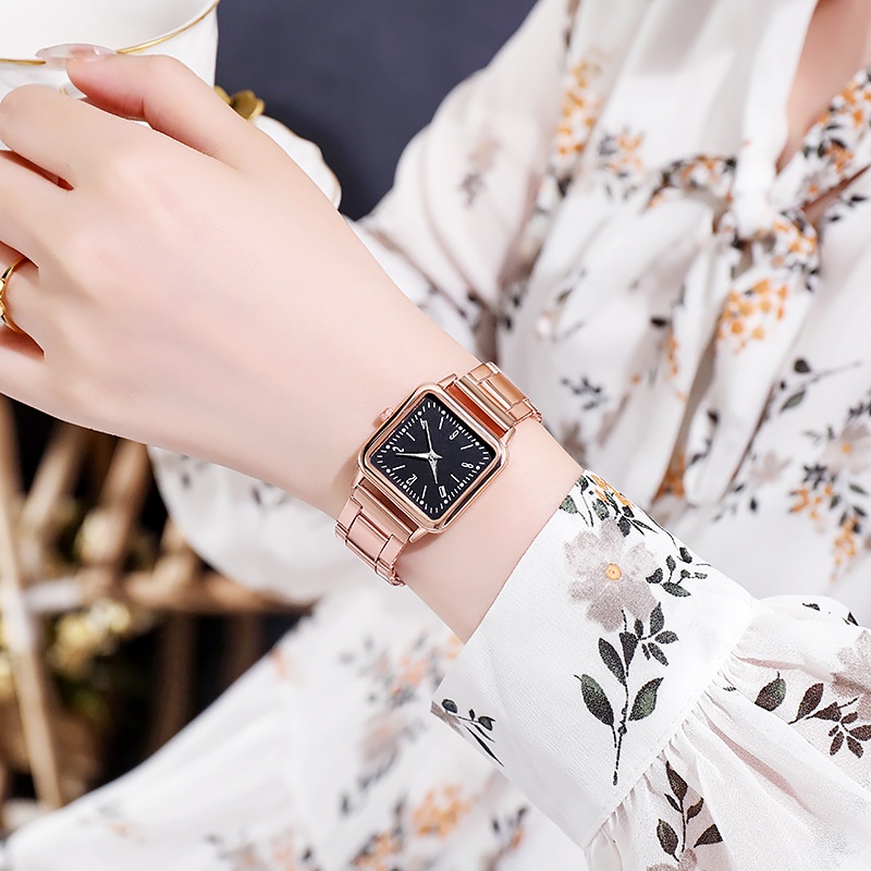 Đồng Hồ Đeo Tay Máy Quartz Mặt Vuông Dạ Quang Thời Trang Cho Nữ
