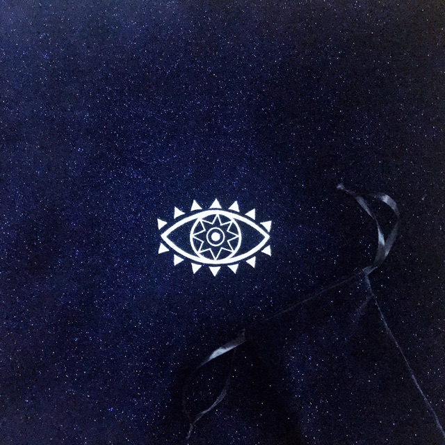 Khăn trải bài tarot, thảm trải bài tarot Third Eyes (tặng kèm túi dây rút)