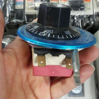 Núm nhiệt chỉnh nhiệt độ