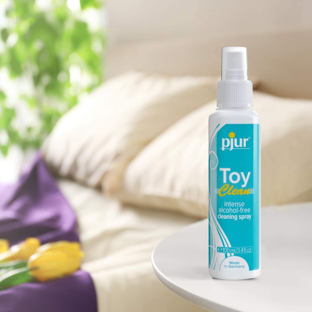 Xịt Vệ Sinh Đồ Chơi Pjur Toy Clean 100ml