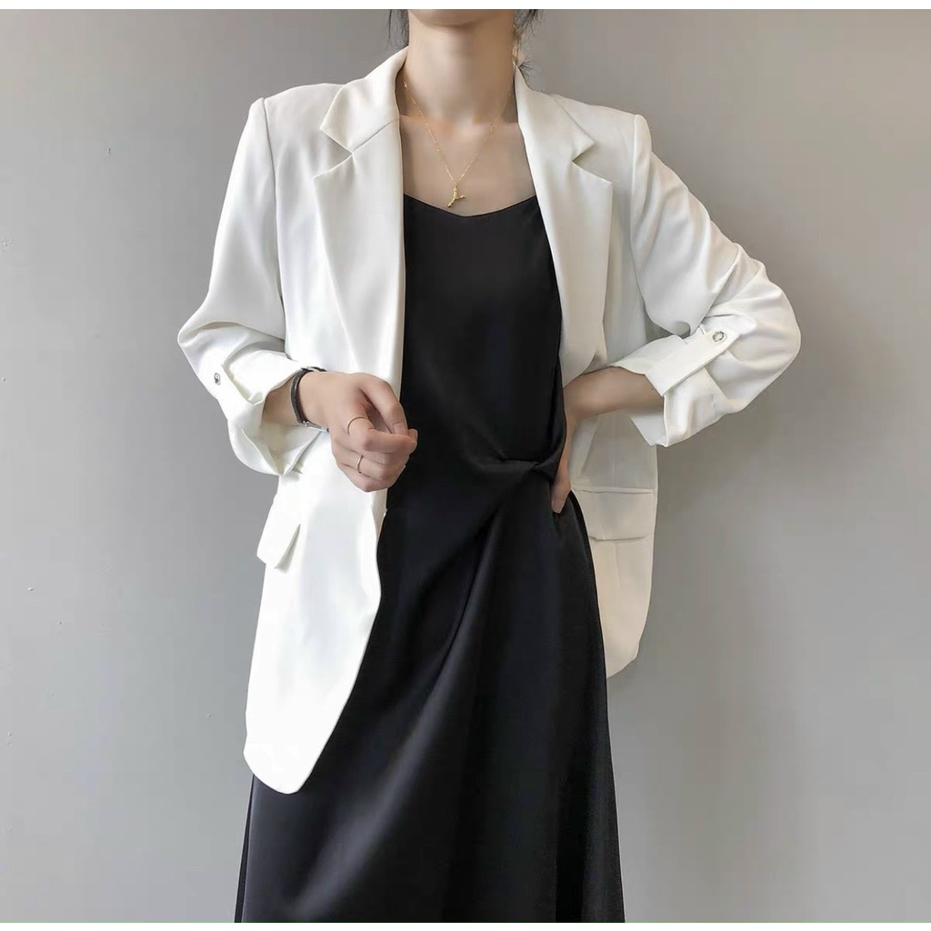 Áo blazer sang chảnh màu đen trắng xanh _ Áo vest_ áo blazer nữ vải trượt vạt bầu dáng rộng | BigBuy360 - bigbuy360.vn