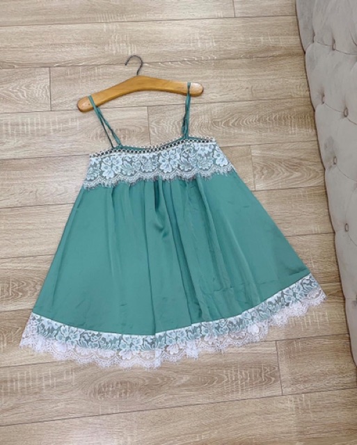 ĐẦM SUÔNG XOÈ PHỐI REN HÀNG CHUẨN SHOP CHỤP | BigBuy360 - bigbuy360.vn