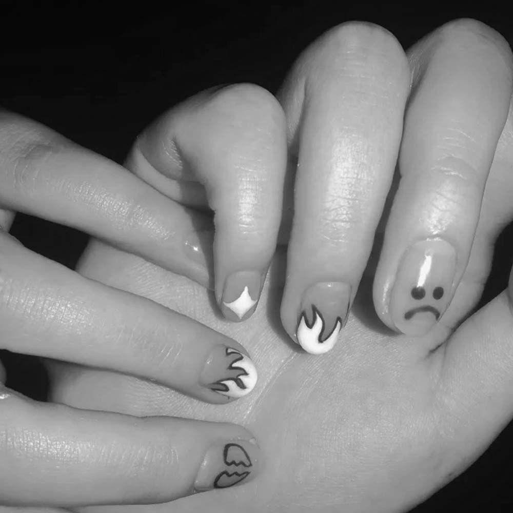 Miếng Dán Trang Trí Móng Tay Hình Mặt Cười / Ngôi Sao / Trái Tim / Mặt Cườ