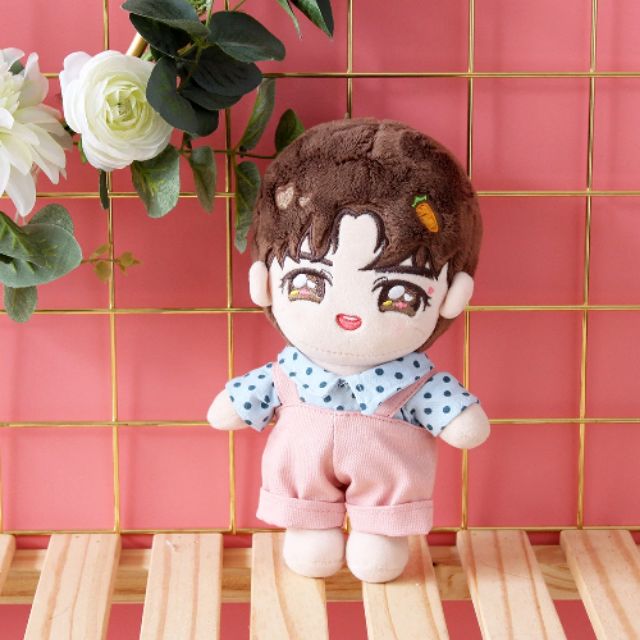 Outfit doll 20cm (Áo sơ mi chấm bi + yếm hồng)