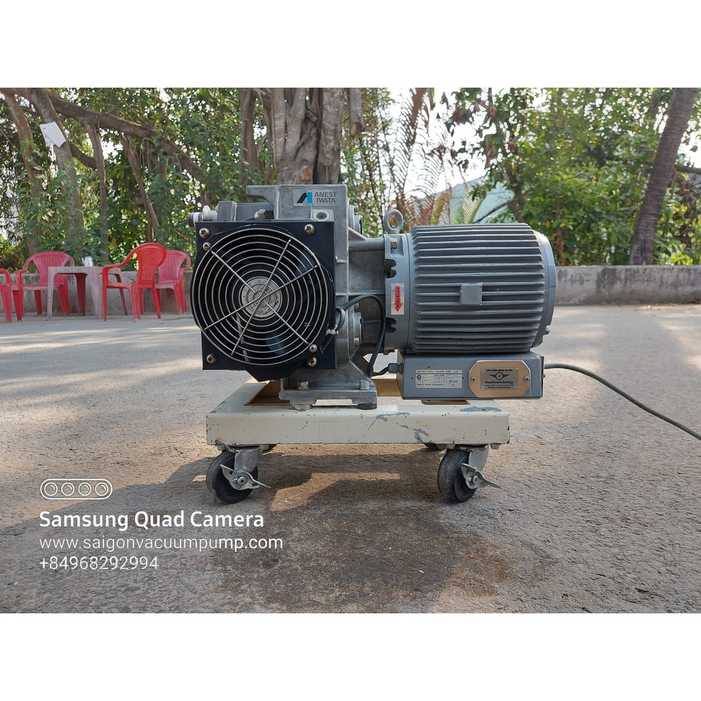 Bơm hút chân không ANEST IWATA OILFREE SCROLL VACUUM PUMP