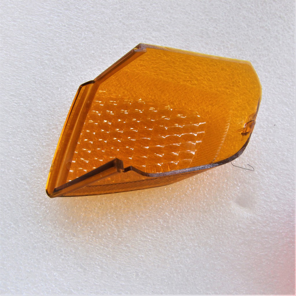 BỘ NẮP CHỤP LÁI VÀ XI NHAN SAU DREAM LÙN ZIN THÁI