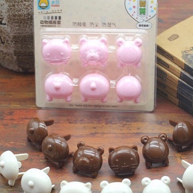 Bịt ổ điện cao cấp giữ an toàn cho bé (set 6 cái) với màu sắc nổi bật