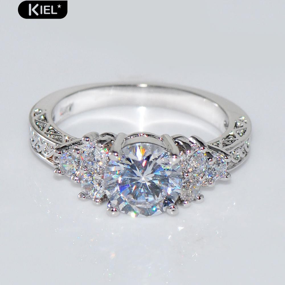 Nhẫn nữ màu trắng đính kim cương nhân tạo thời trang cho nữ | BigBuy360 - bigbuy360.vn