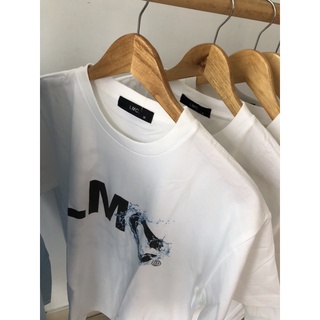 Áo thun brand Hàn Quốc LMC (tặng kèm sticker theo hãng )