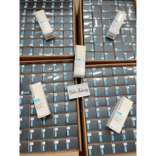 Toner giúp làm sạch sâu và se khít lỗ chân lông NeoStrata Clarify Oily Skin Solution AHA 8%