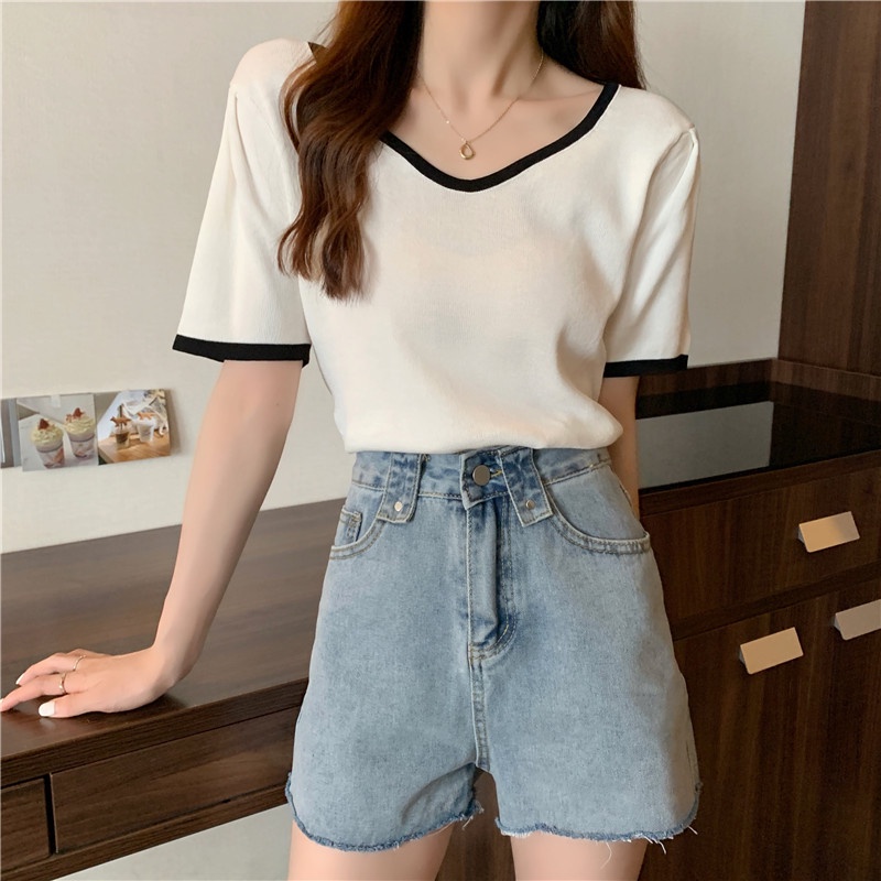 Áo Thun Nữ Totoro Cute Hình Trái Tim Form Đẹp Có Nhiều Màu Lựa Chọn Chất Dệt Kim