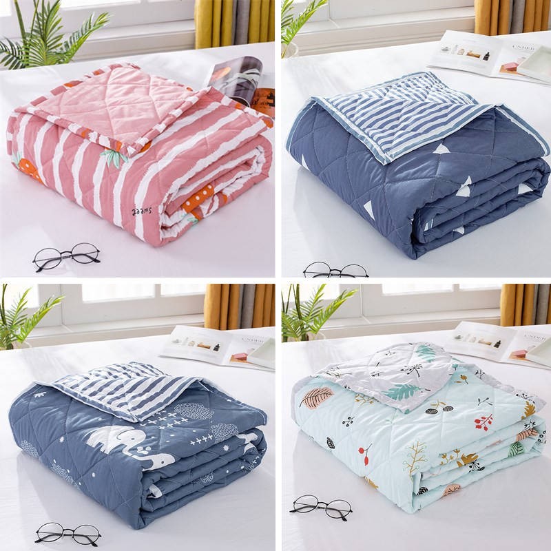 quilt  Ruột chăn giữ ấm dày dặn, 100% cotton, có thể tháo rời giặt đượccái mền