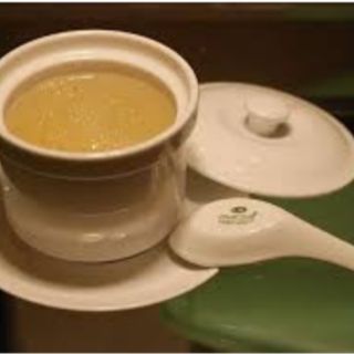 Thố chưng yến bằng sứ có nắp đậy