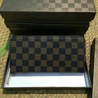 Ví cầm tay nữ fullbox