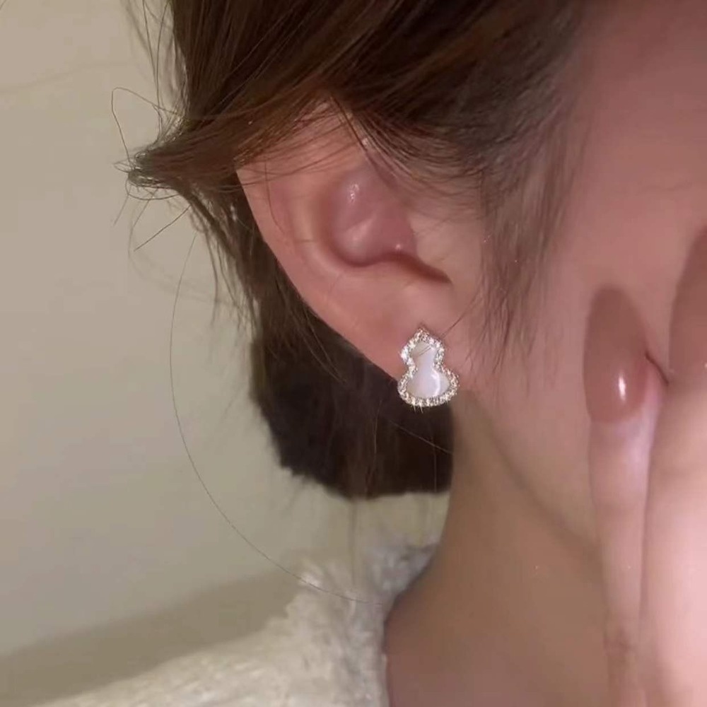 Bông Tai Nhỏ Hình Hồ Lô Phong Cách Hàn Quốc Cổ Điển Thời Trang Cho Nữ