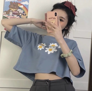 Áo croptop in hình hoa