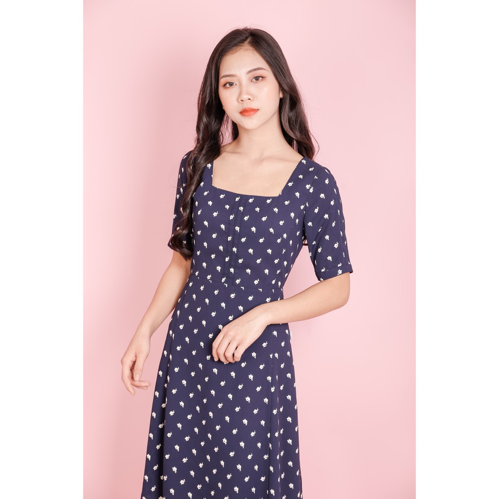 Đầm xòe chấm bi, cổ vuông Emspo DS3576
