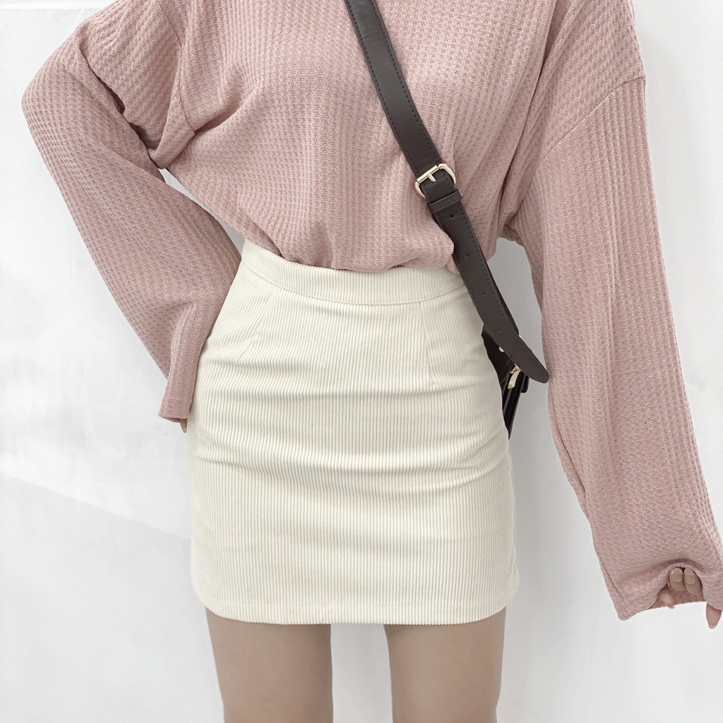 Chân váy ngắn chữ A nhung tăm ulzzang cạp cao thời trang Hàn Quốc thu đông FMStyle Saigon 21CV12GO0301 | BigBuy360 - bigbuy360.vn