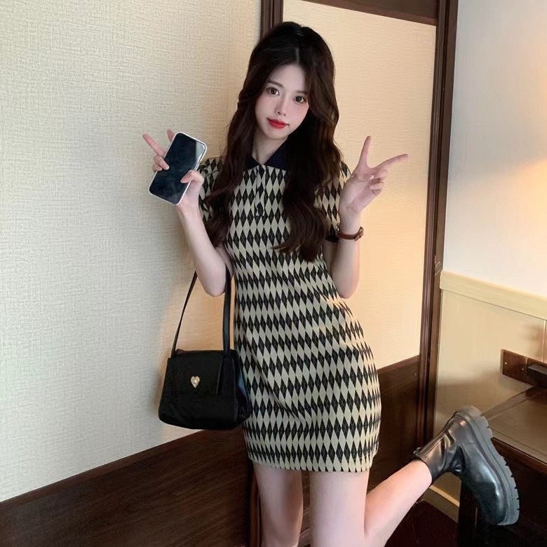Đầm PERTY dáng chữ A ôm vừa vặn cổ bẻ chữ V phong cách retro thời trang mùa hè dành cho nữ