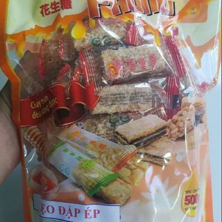 Kẹo đậu phộng Tân Huê Viên