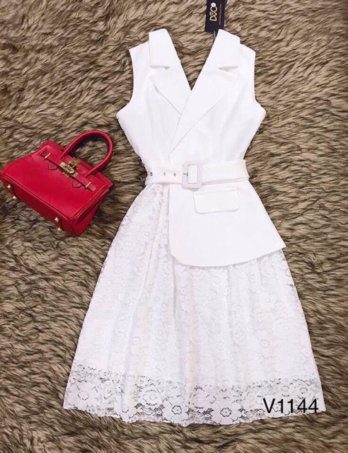 Váy ren cao cấp giá 1020k/2c