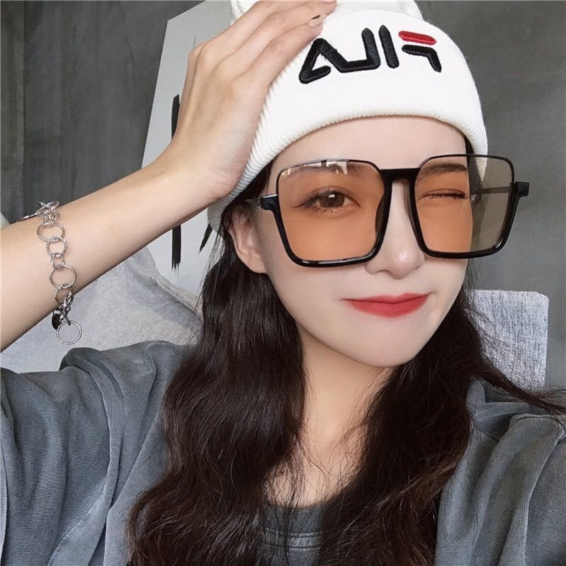 Kính Râm Nữ Gọng Lớn Chống Tia UV XinhStore Khung Đen