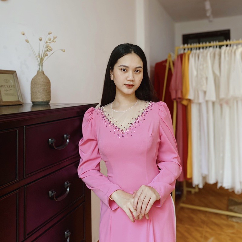Áo dài mẹ cổ tim cách điệu