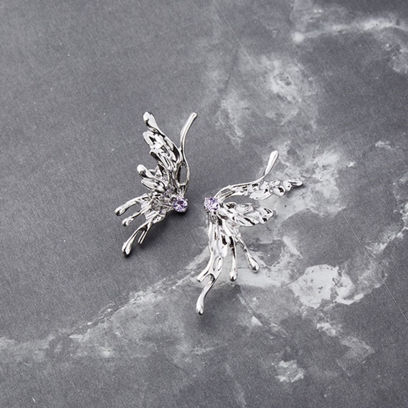 Khuyên Tai Kim Loại Hình Bướm Đính Đá Phong Cách Hip Hop