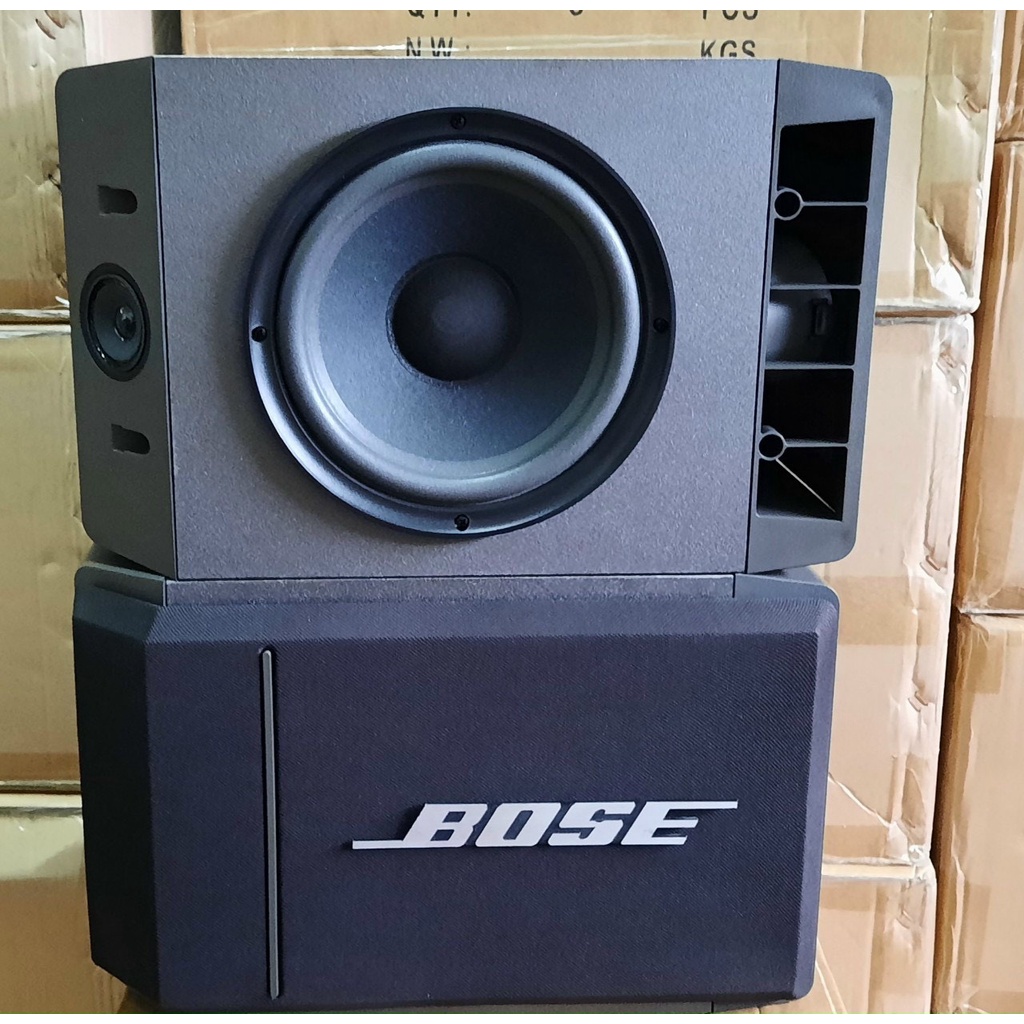 Loa treo tường Bose 301 series 4