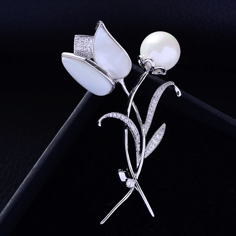 Ghim Cài Áo Hình Hoa Tulip Đính Đá Và Ngọc Trai Nhân Tạo Sang Trọng