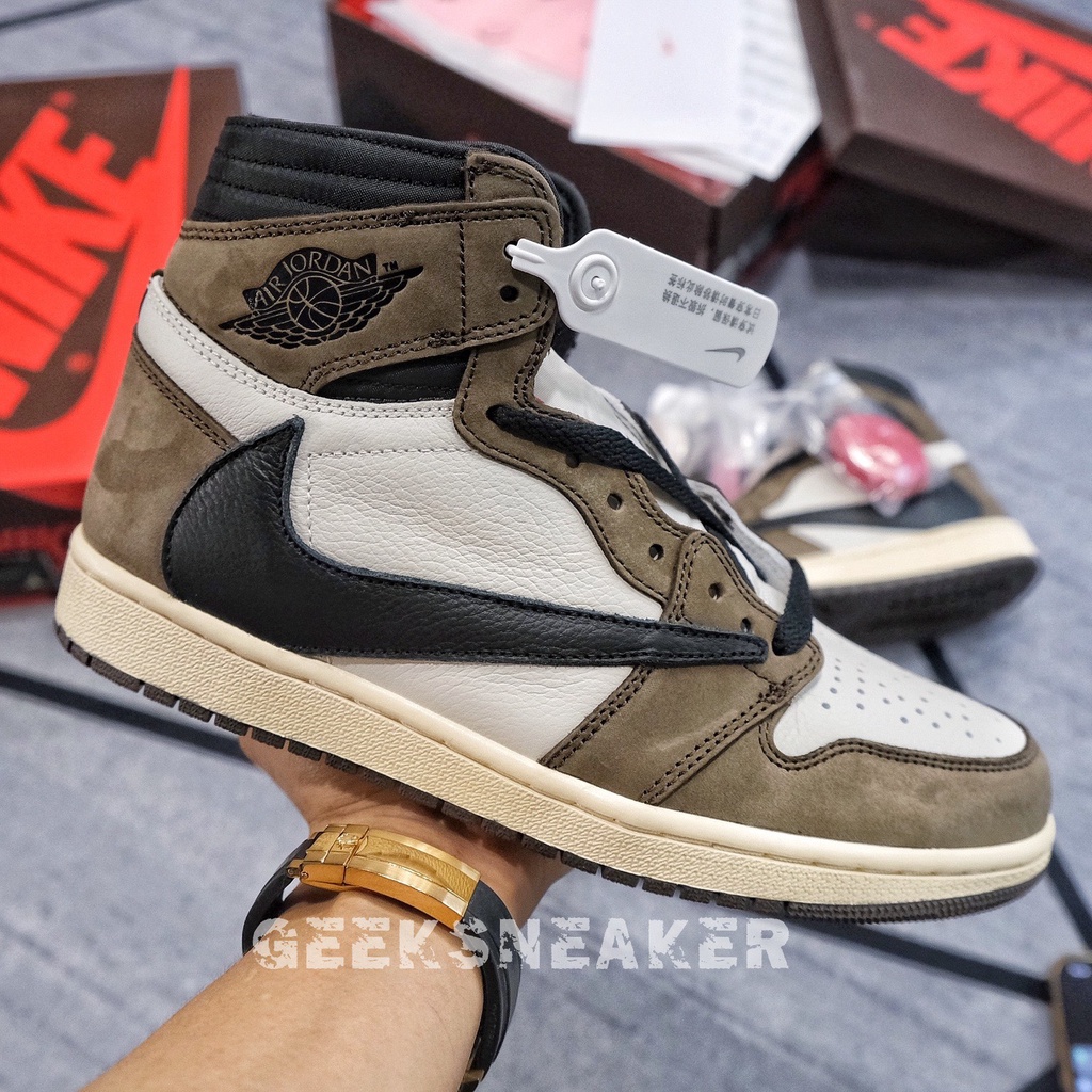 [GeekSneaker] Giày Sneaker cổ cao Jordan 1 High x Travis Scott - Nguyên bản SC