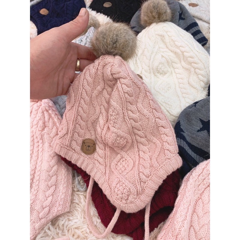 Mũ len HM đính quả bông bé trai - bé gái