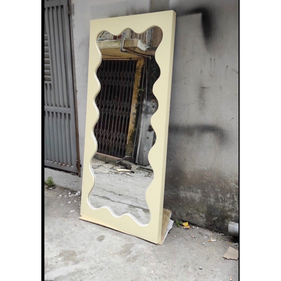 GƯƠNG LƯỢN SÓNG 180x80 SOI TOÀN THÂN ĂN, SƠN MÀU THEO YÊU CẦU