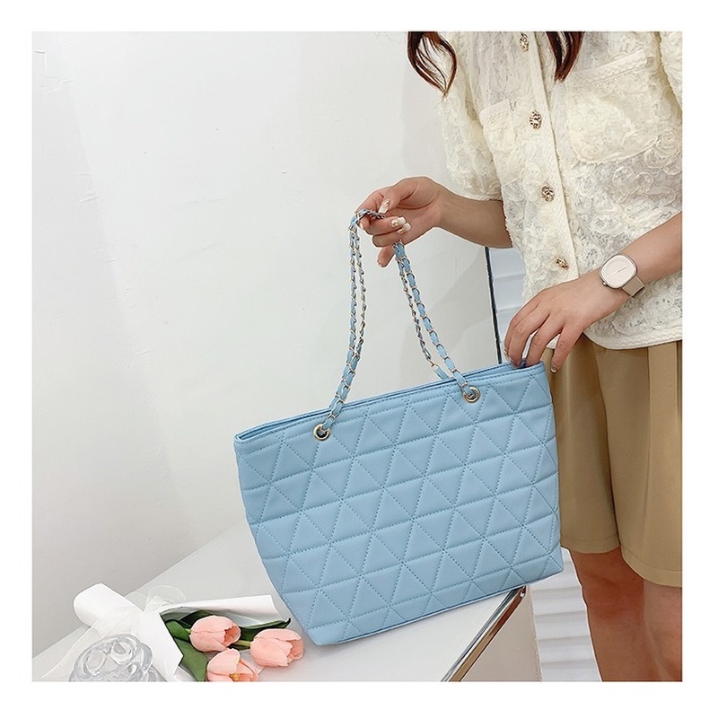 Túi Xách tote Cỡ Lớn Họa Tiết Kẻ Sọc Đính Kim Cương Phối Dây Xích Thời Trang Gylb1575