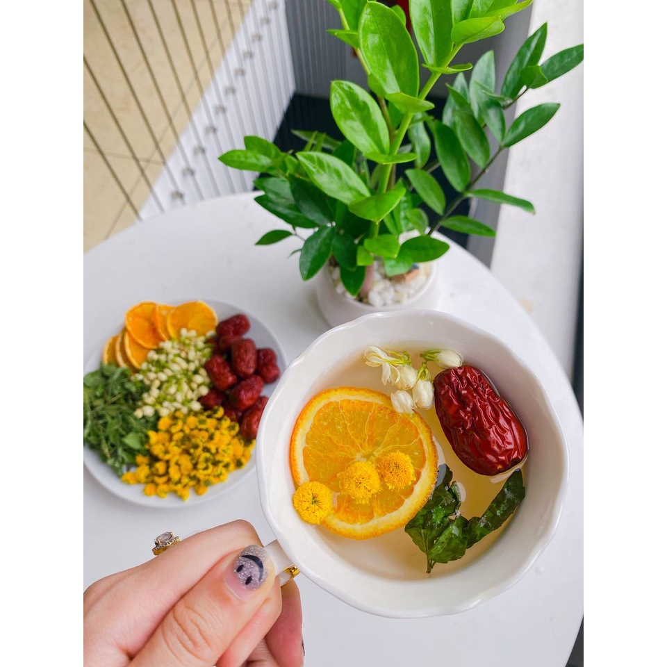 Trà detox trái cây (gồm táo đỏ, cam thái lát, hoa nhài, cỏ ngọt, hoa cúc) - Gói 10gr