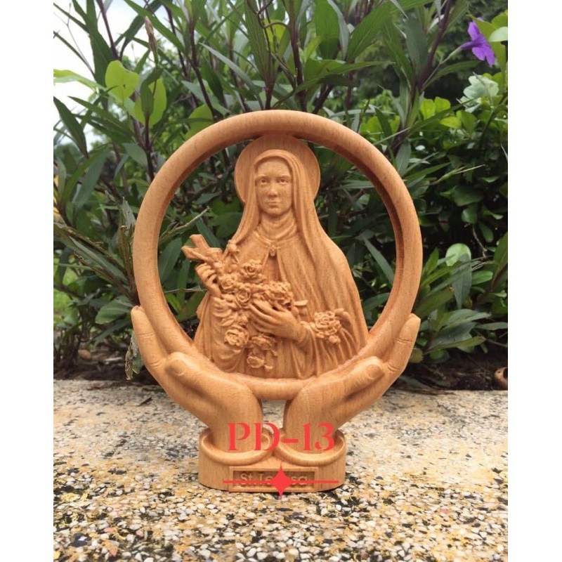 tượng gỗ mẹ teresa