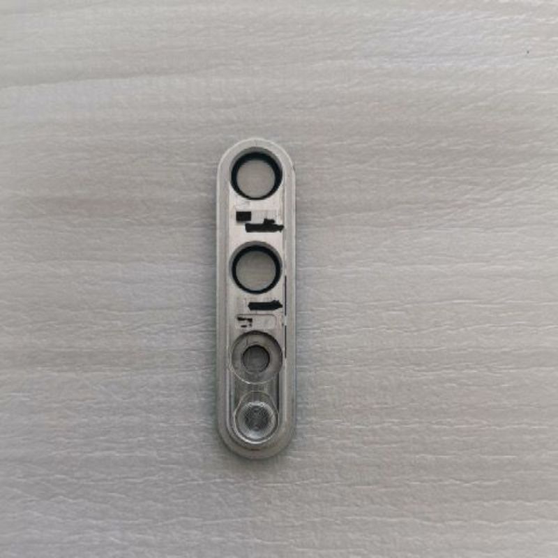 Kính camera sau Nova 5t