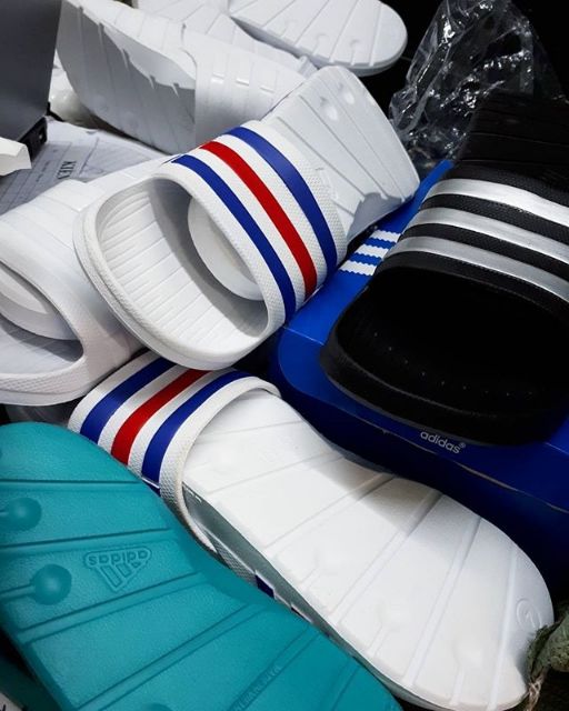 Dép Adidas Duramo Slide trắng 2 sọc