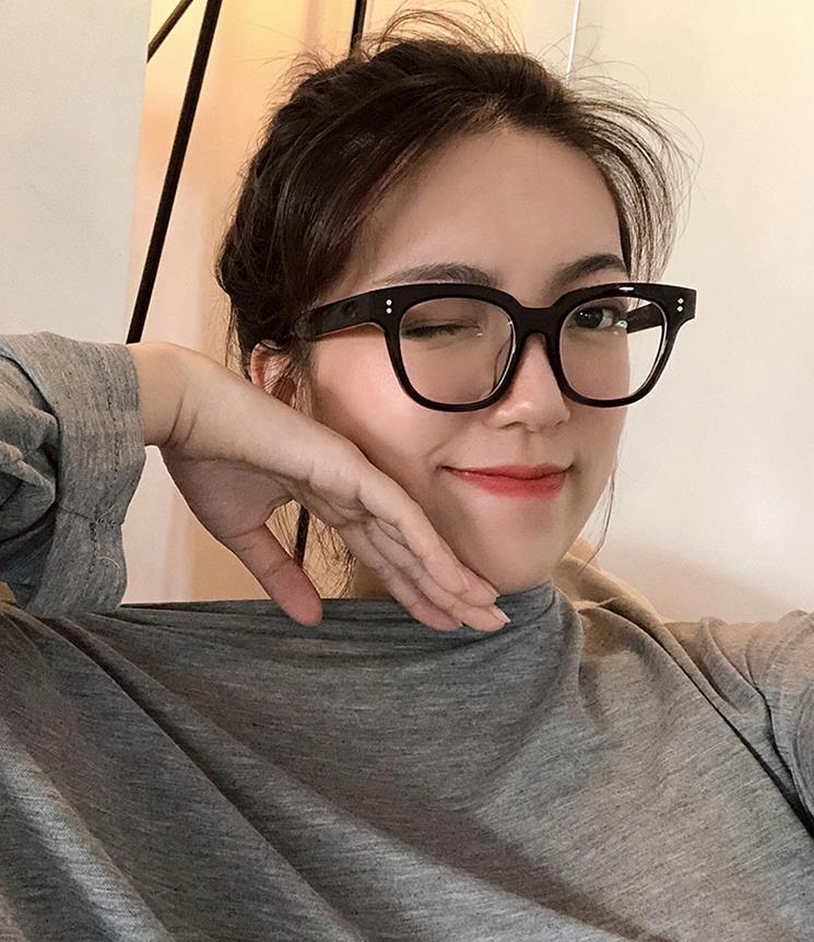 Mắt kiếng chống bức xạ thời trang Hàn Quốc sành điệu cho nữ